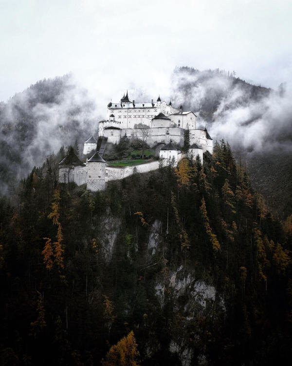 Lâu đài Hohenwerfen, Áo Lâu đài Hohenwerfen, Áo