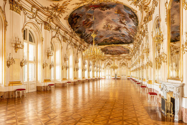 Du lịch Cung điện Schönbrunn, Áo 01 Du lịch Cung điện Schönbrunn, Áo 01
