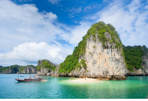 Bãi tắm 3 trái đào