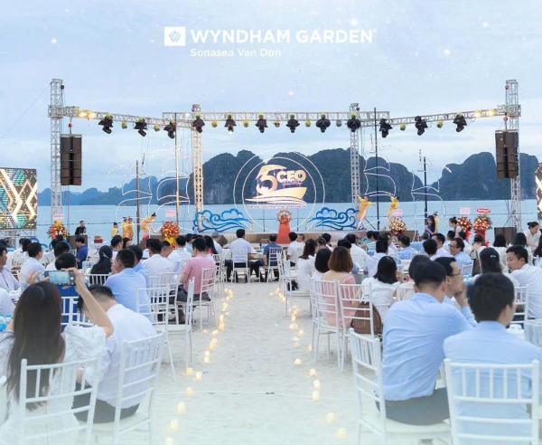 Không gian tiệc và sự kiện tại khu vực bãi biển Sonasea Vân Đồn Không gian tiệc và sự kiện tại khu vực bãi biển Sonasea Vân Đồn