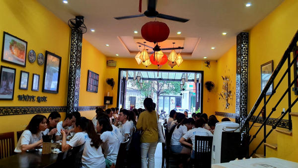 Top 10+ quán ăn ngon tại Hội An - Lò bánh bao bánh vạc - Bông Hồng Trắng 01 Top 10+ quán ăn ngon tại Hội An - Lò bánh bao bánh vạc - Bông Hồng Trắng 01