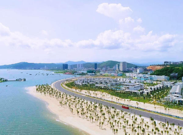 Bãi biển Sunworld Hạ Long