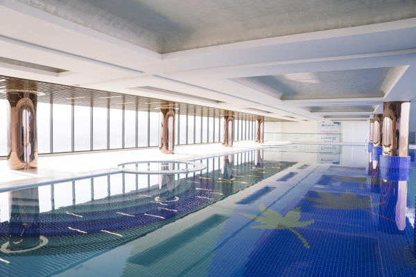 Wyndham Thanh Thuỷ có bể bơi không Wyndham Thanh Thuỷ có bể bơi không