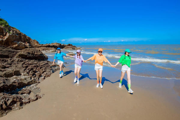 chụp ảnh đẹp tại biển Hải Tiến