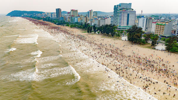 Bãi tắm C Sầm Sơn