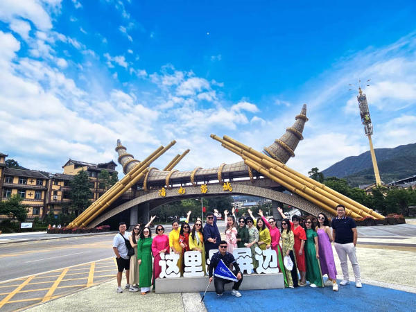 Check-in Bình Biên