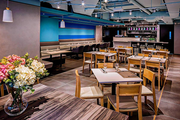 Camlux Hotel - Khách sạn Hồng Kông được xây dựng từ nhà máy Camel 01 Camlux Hotel - Khách sạn Hồng Kông được xây dựng từ nhà máy Camel 01