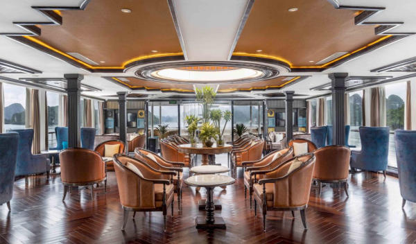 Du thuyền Capella Cruise