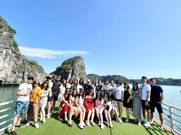 Tour Đoàn Team Building cho Công ty tại Cát Bà 2 ngày 1 đêm/ 3 ngày 2 đêm| Elite Tour 03 Tour Đoàn Team Building cho Công ty tại Cát Bà 2 ngày 1 đêm/ 3 ngày 2 đêm| Elite Tour 03