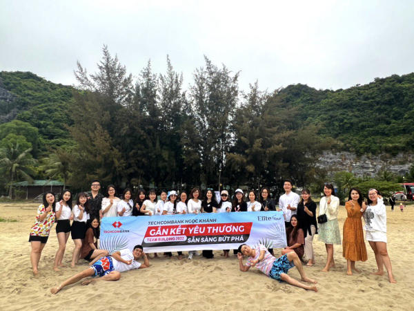 Tour Đoàn Team Building cho Công ty tại Cát Bà 2 ngày 1 đêm/ 3 ngày 2 đêm| Elite Tour 02 Tour Đoàn Team Building cho Công ty tại Cát Bà 2 ngày 1 đêm/ 3 ngày 2 đêm| Elite Tour 02
