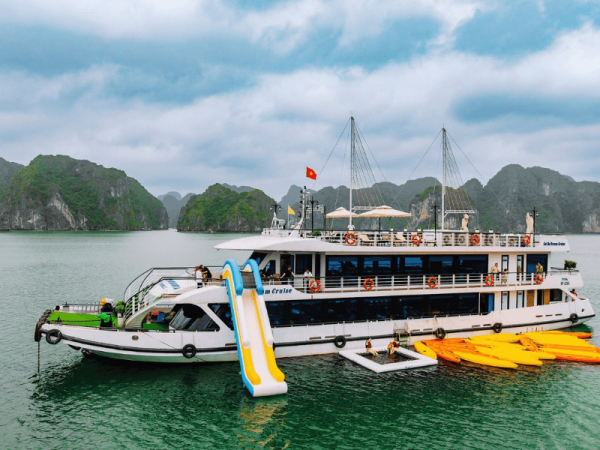 Du thuyền trong ngày vịnh Lan Hạ - Dream Cruise Du thuyền trong ngày vịnh Lan Hạ - Dream Cruise