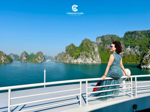 du thuyền 6 sao Catherine