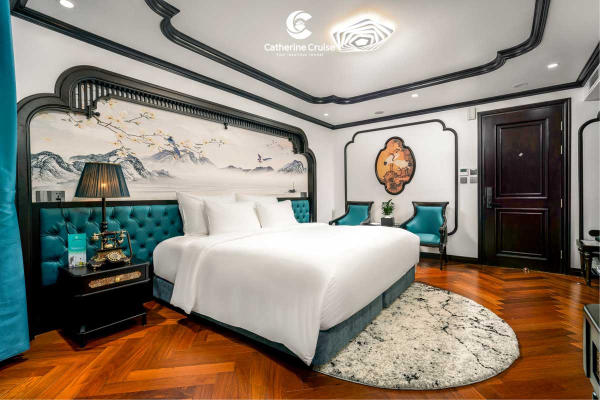 Du thuyền Catherine 6 sao