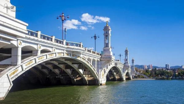 Cầu Hưng Thịnh - Xingsheng Đại Lý
