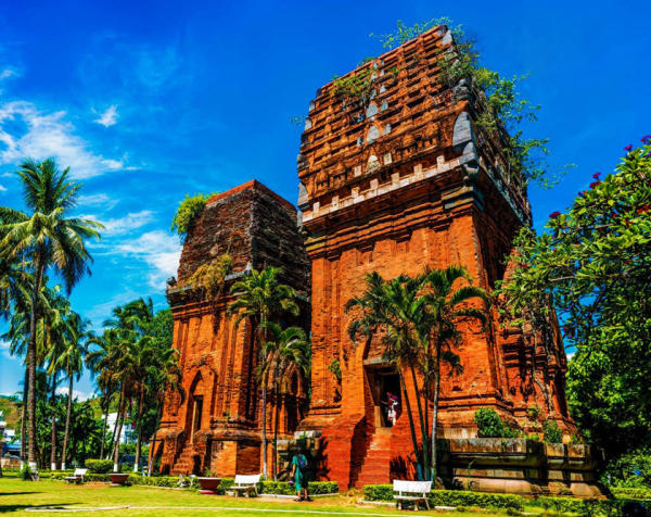Địa điểm du lịch Quy Nhơn hấp dẫn nhất 10 Địa điểm du lịch Quy Nhơn hấp dẫn nhất 10