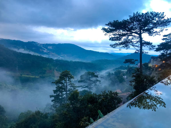 Tiệm cafe Dalat Mountain View Tiệm cafe Dalat Mountain View