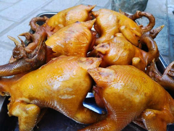 Đặc sản Di Lặc - Gà om Đặc sản Di Lặc - Gà om