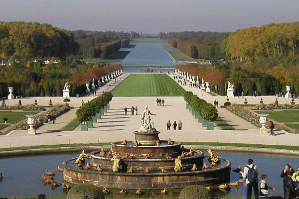 Cung điện Versailles - Địa điểm du lịch nổi tiếng ở Pháp 03 Cung điện Versailles - Địa điểm du lịch nổi tiếng ở Pháp 03