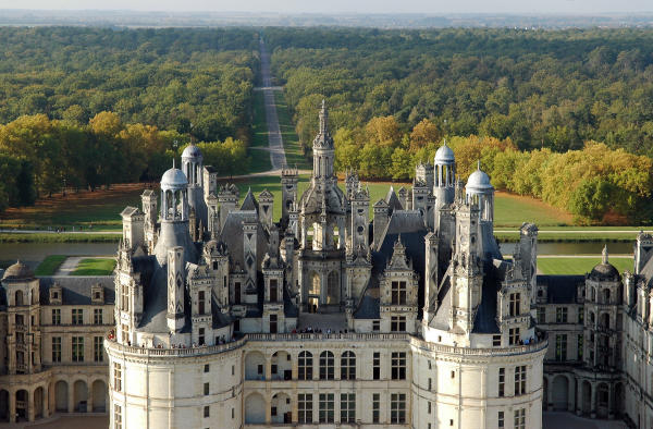 Thung lũng Loire - Địa điểm du lịch nổi tiếng ở Pháp 01
