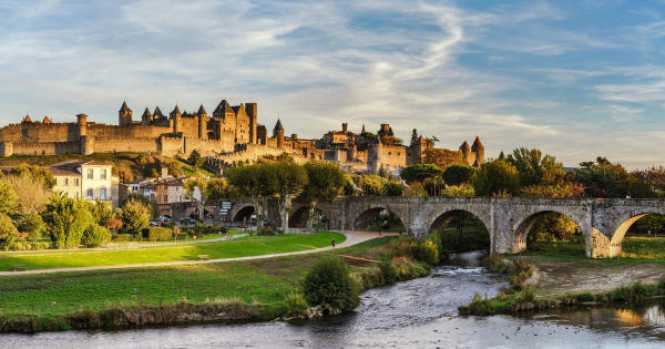 Thị trấn Carcassonne - Địa điểm tham quan nổi tiếng của Pháp 01 Thị trấn Carcassonne - Địa điểm tham quan nổi tiếng của Pháp 01