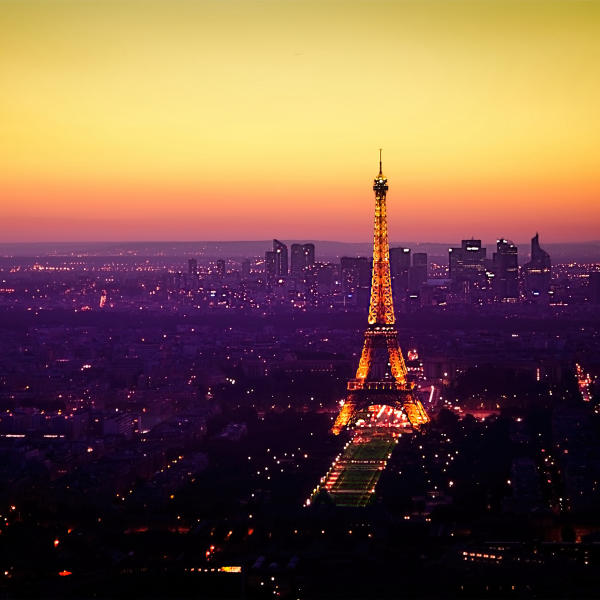 Ngắm hoàng hôn ở Paris Pháp Ngắm hoàng hôn ở Paris Pháp