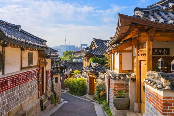 Làng truyền thống Bukchon Hanok, Seoul, Hàn Quốc Làng truyền thống Bukchon Hanok, Seoul, Hàn Quốc