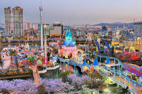 Lotte World - Công viên giải trí lớn nhất Seoul Lotte World - Công viên giải trí lớn nhất Seoul