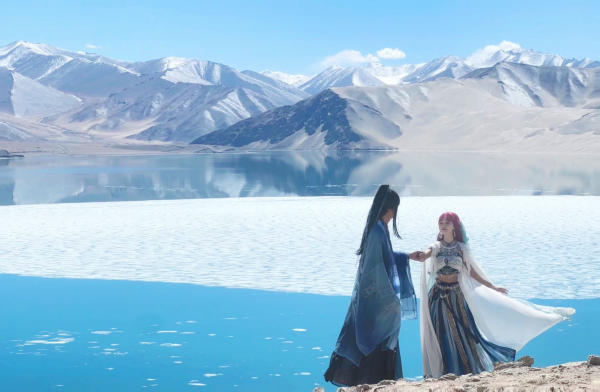 Hồ Bạch Sa, Tân Cương, Trung Quốc 01