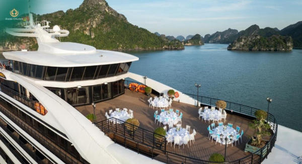 Trải nghiệm tàu Diana Cruises Lan Hạ