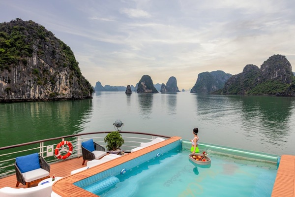 Du thuyền Mon Cheri Cruise phù hợp với ai?