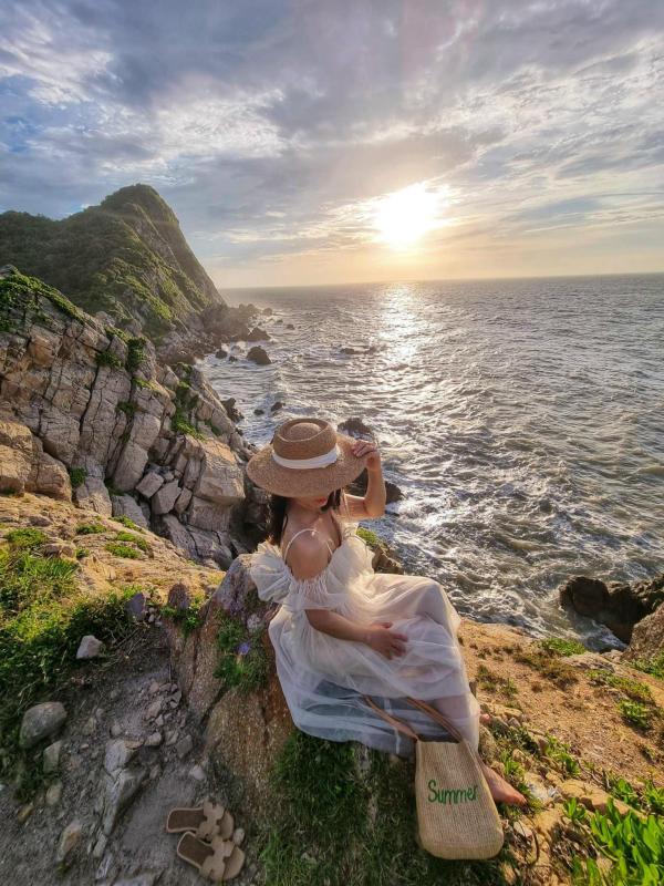 nên chọn Quan Lạn hay Minh Châu