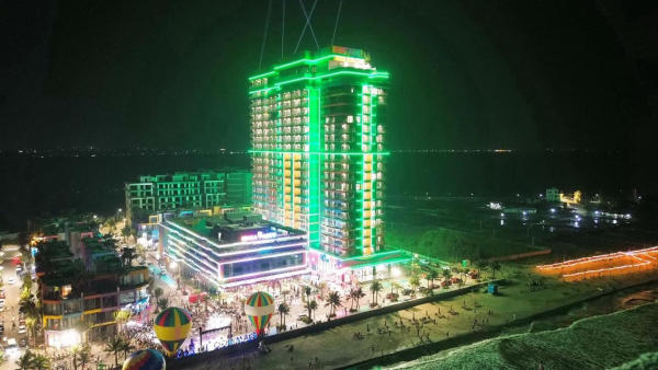 Mê cung Ánh sáng – Flamingo Hải Tiến Mê cung Ánh sáng – Flamingo Hải Tiến
