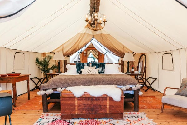 Xu hướng du lịch mới của giới trẻ - Glamping 2