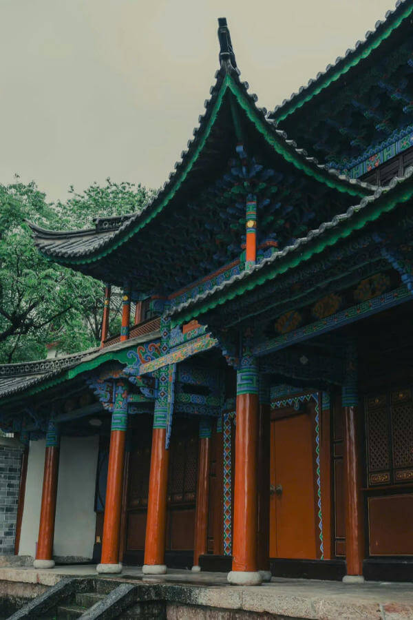 Ngũ Phụng Lâu