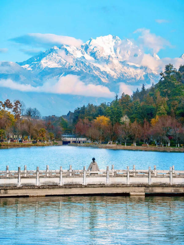 Chụp ảnh công viên Hắc Long Đàm