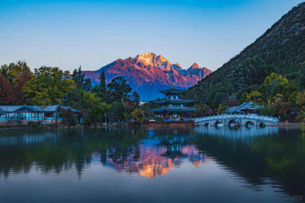Hắc Long Đàm