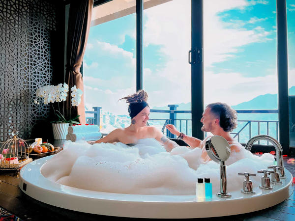 Halosa Spa - Lounge & Cafe - Restaurant 09 Halosa Spa - Lounge & Cafe - Restaurant 09