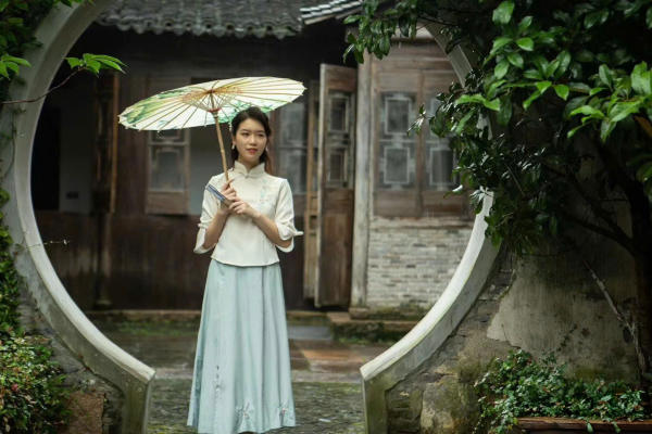 Thuê đồ chụp hình ở Ô Trấn Thuê đồ chụp hình ở Ô Trấn