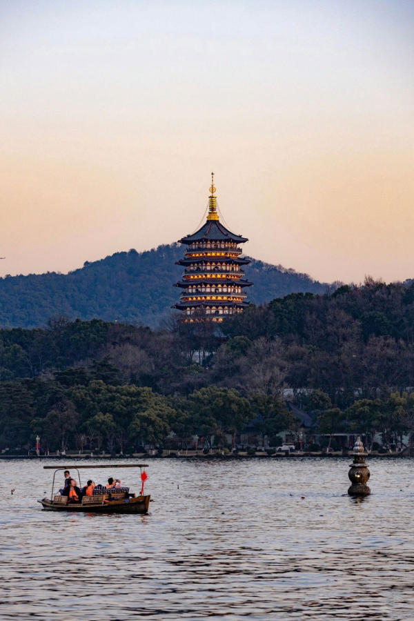 Chùa Lôi Phong – Hàng Châu Chùa Lôi Phong – Hàng Châu