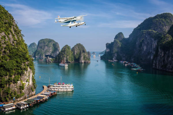 Combo vé show Harmony Tuần Châu resort + Bay thủy phi cơ Hạ Long Combo vé show Harmony Tuần Châu resort + Bay thủy phi cơ Hạ Long