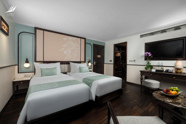 Halong Lyra Grandeur Cruise