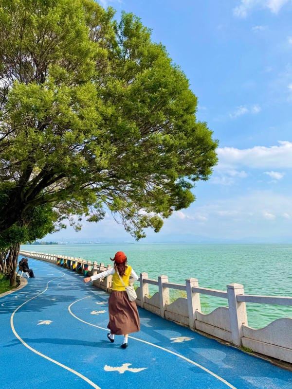 Hồ Điền Trì Côn Minh