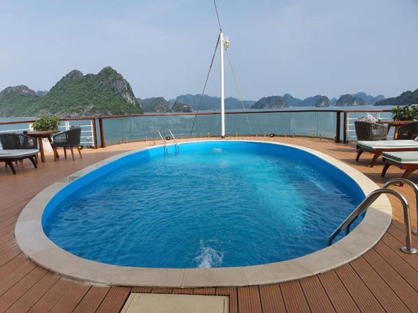 Bể bơi du thuyền Heritage Bình Chuẩn Bể bơi du thuyền Heritage Bình Chuẩn