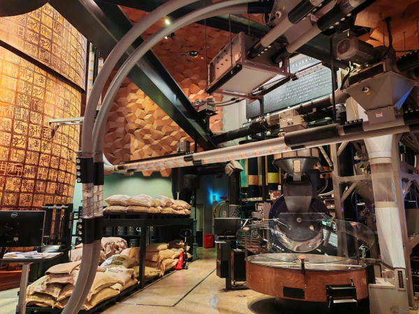 Toà nhà Starbucks Reserve Roastery Shanghai