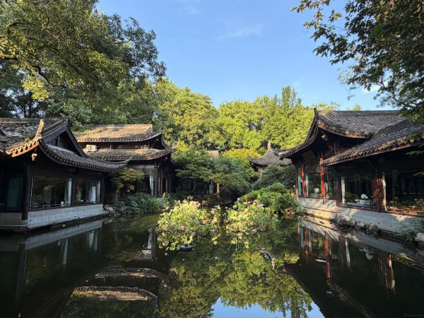 Điểm tham quan Hoa Cảng Quan Ngư