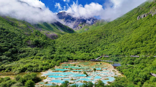 Khu thắng cảnh Hoàng Long, Tứ Xuyên