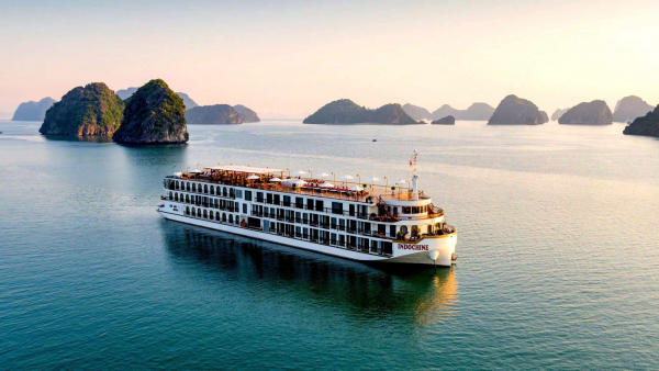 Du thuyền vịnh Lan Hạ Indochine Cruise