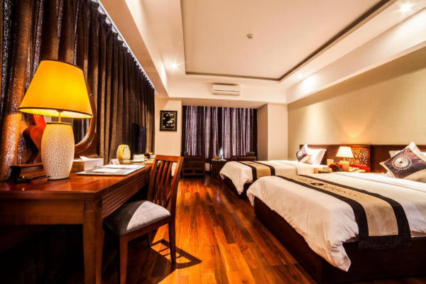 Moonlight Hotel Hue 01 Moonlight Hotel Hue 01