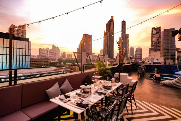 Haven't Met Bangkok Silom - khách sạn Bangkok gần BTS 01 Haven't Met Bangkok Silom - khách sạn Bangkok gần BTS 01