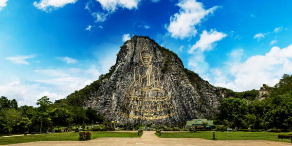 Chân Phật Bảo Sơn Khao Chee Chan, Pattaya, Thái Lan Chân Phật Bảo Sơn Khao Chee Chan, Pattaya, Thái Lan
